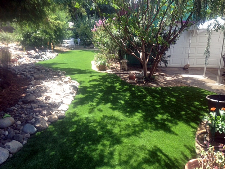 How To Install Artificial Grass Utting, Arizona Design Ideas, Small Backyard Ideas